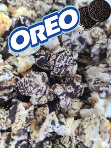 Oreo popcorn cookies & cream
